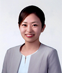 向田　彩子