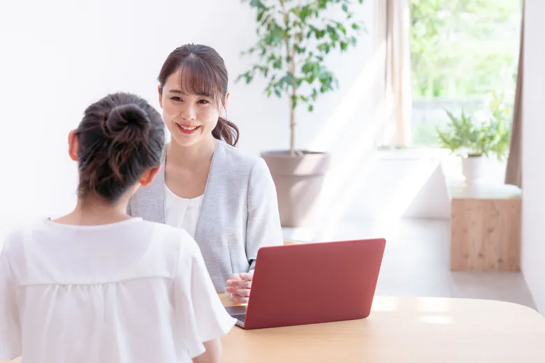 20代に生命保険は必要？加入率やケース別のおすすめ保険を解説